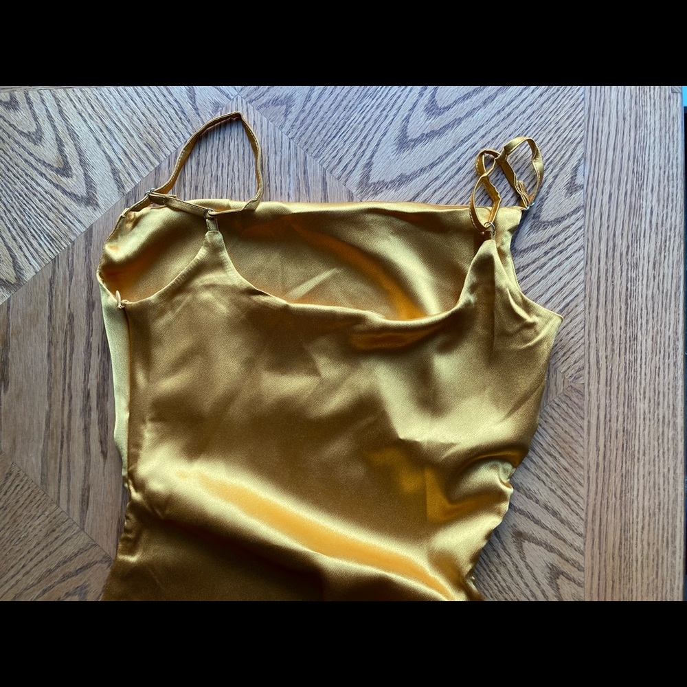 Gold satin dress, size small. Fits like a an XS - Picture 6 of 7